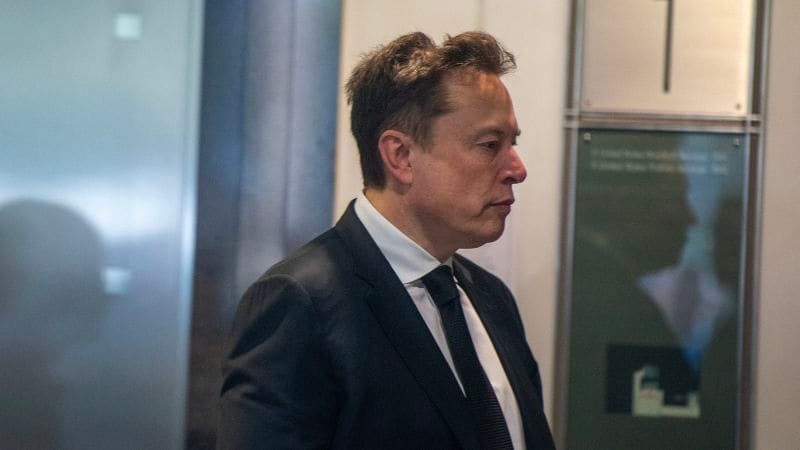 Elon Musk testifies in high stakes trial against OpenAI over AI safety
