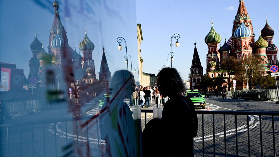 European officials warn pro-Russian groups are seeding AI chatbots with propaganda