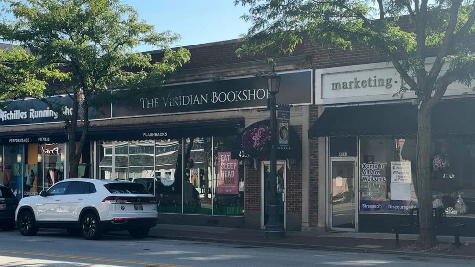 Ohio bookstore owner struggles to correct inaccurate Google AI business summary